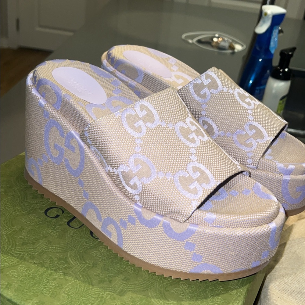 Gucci Marco Jumbo GG Slides!